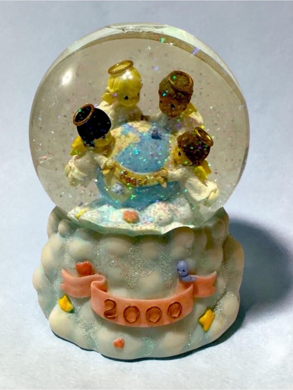Vintage Precious Moments Musical Snow Globe I'd Like To Teach The World to Sing